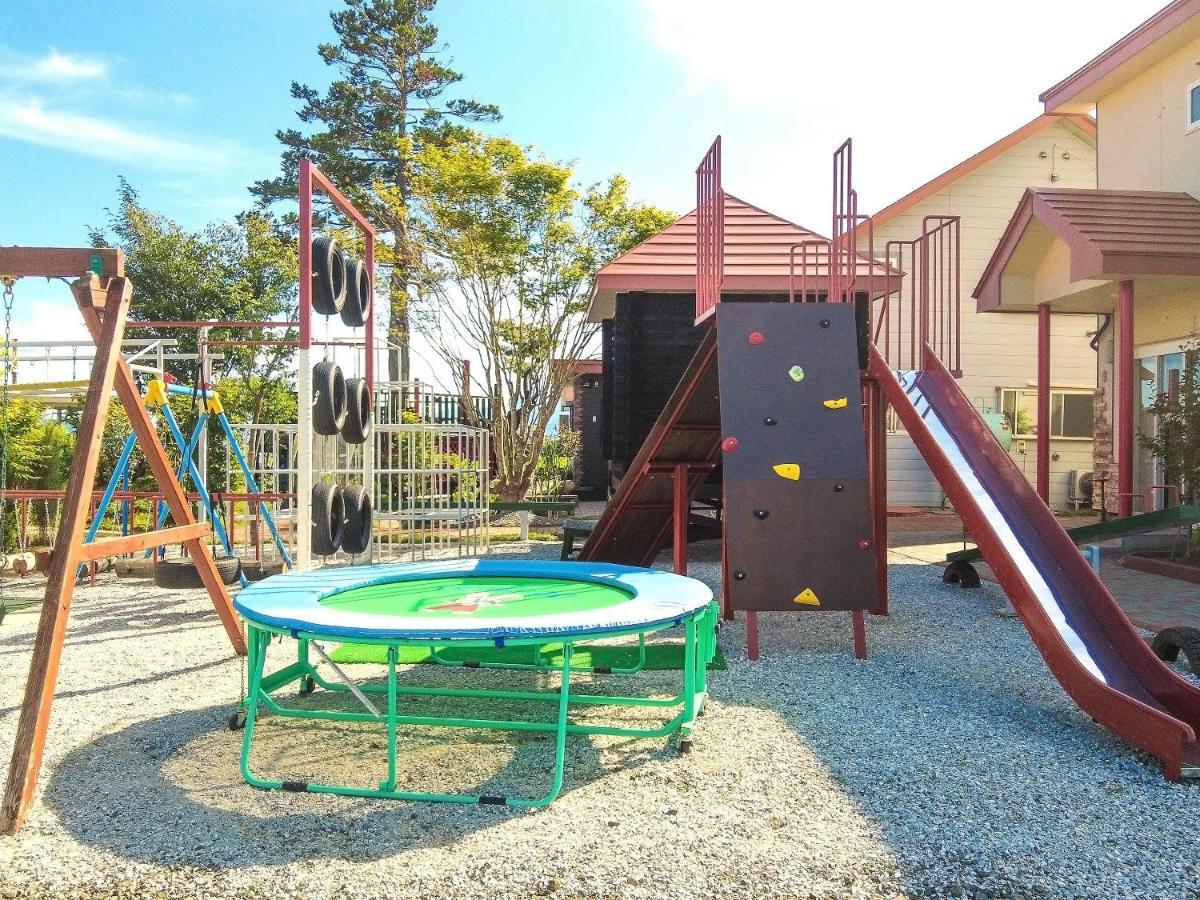 Petit Hotel Blaneneige Nakafurano Экстерьер фото
