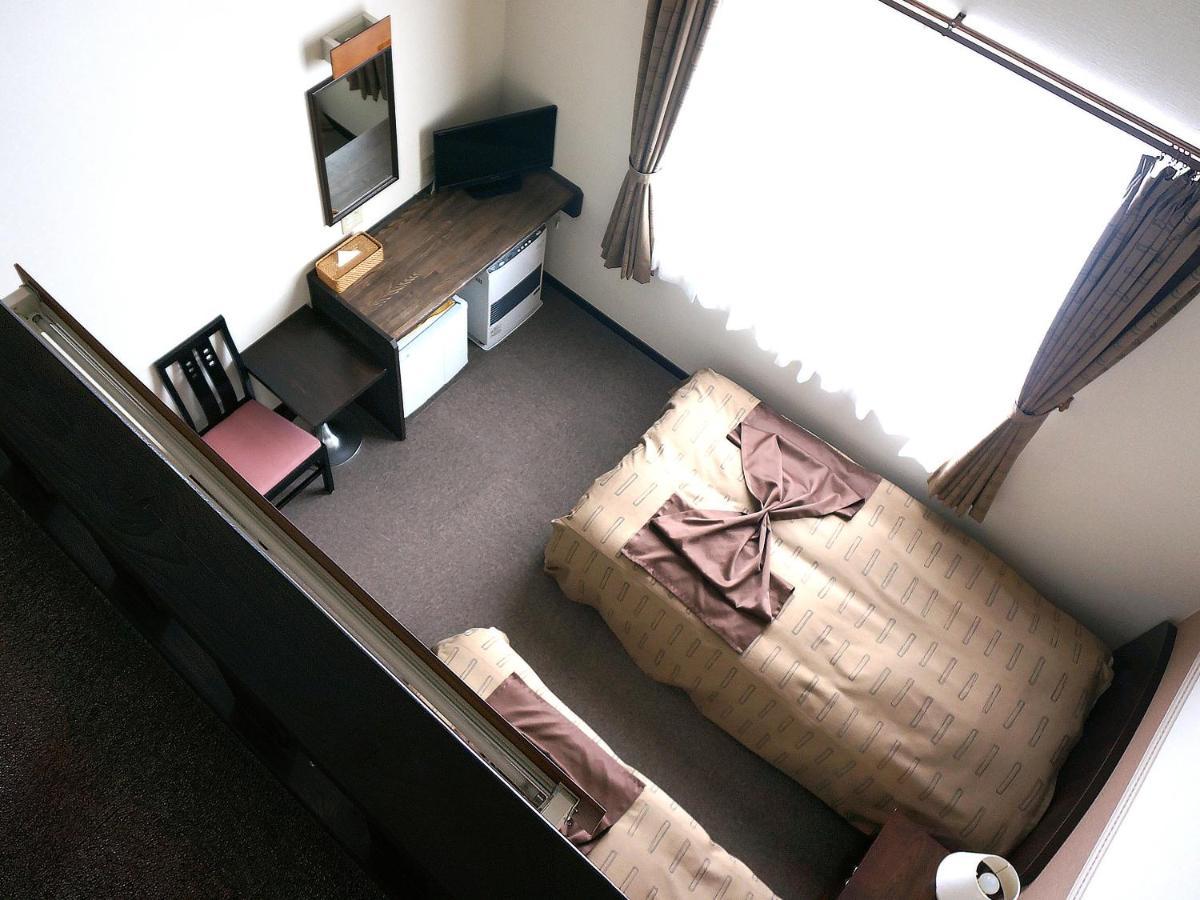 Petit Hotel Blaneneige Nakafurano Экстерьер фото
