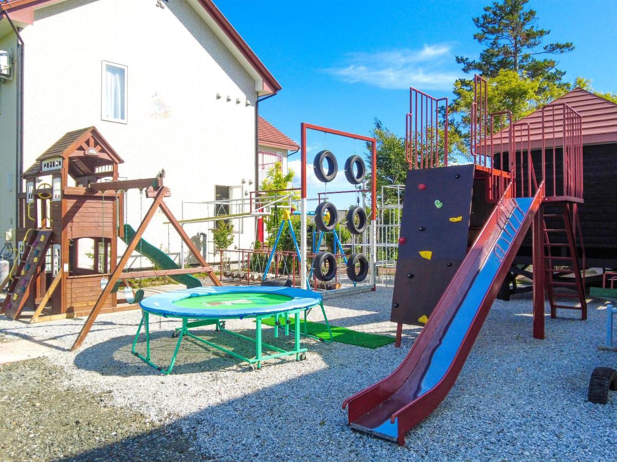 Petit Hotel Blaneneige Nakafurano Экстерьер фото