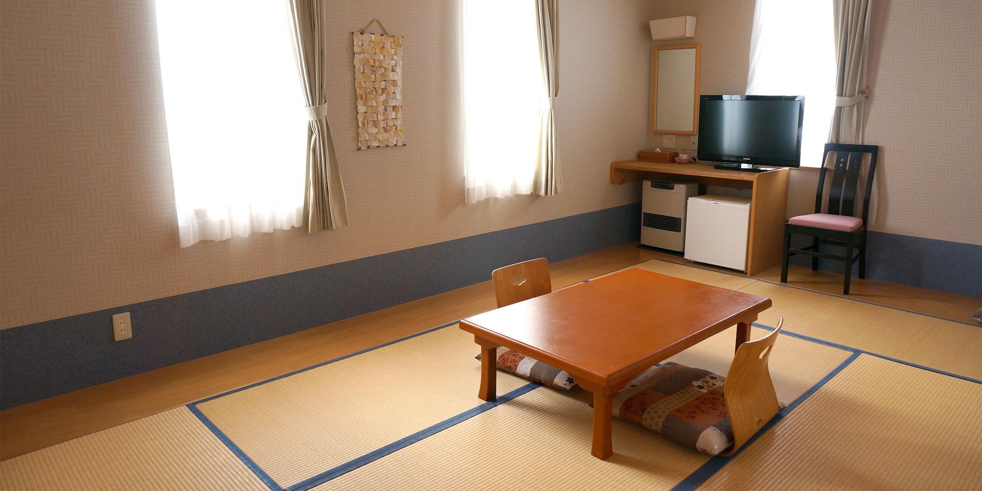 Petit Hotel Blaneneige Nakafurano Экстерьер фото